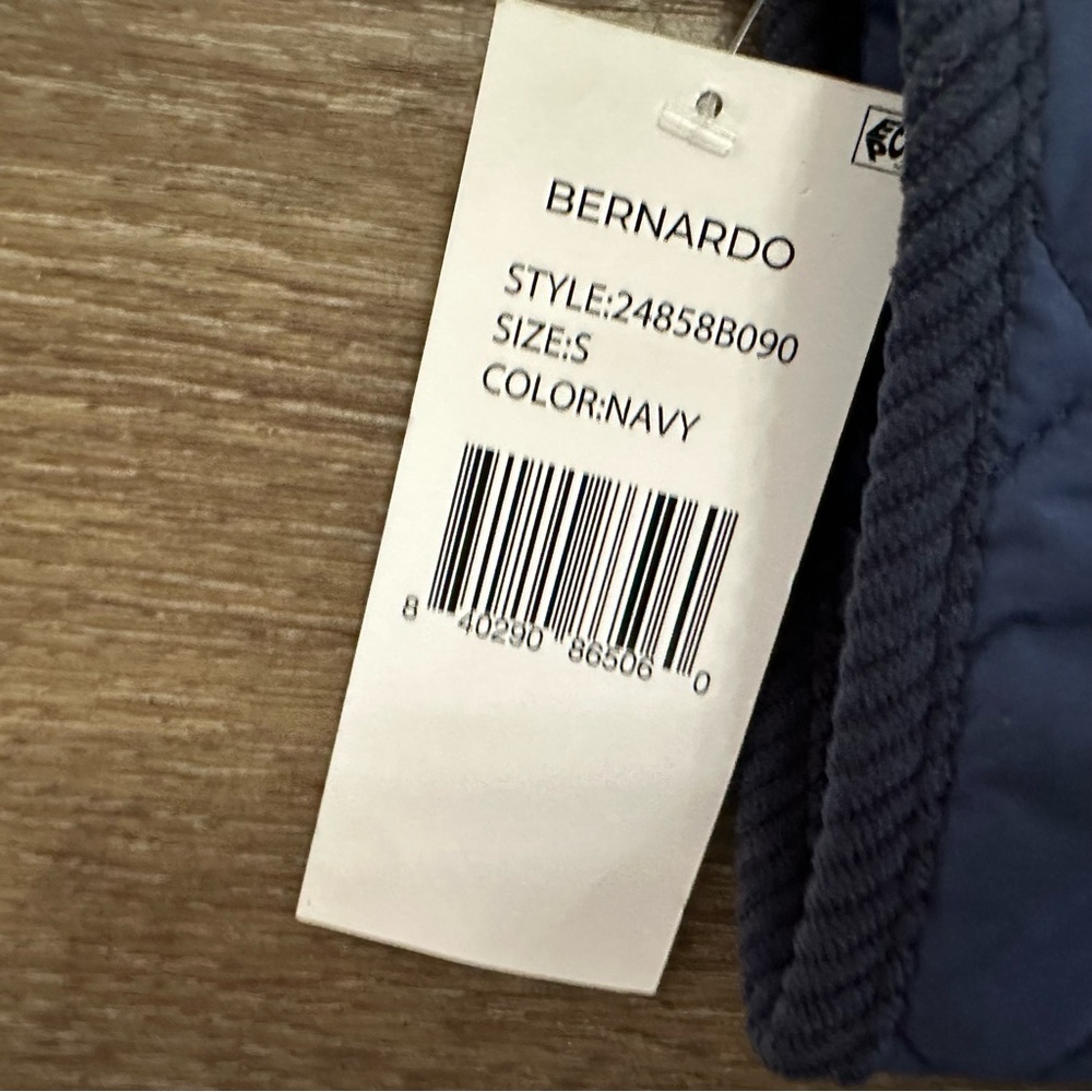 Women’s Bernardo All Day puffer Jacket Navy Blue Size Small NWT - Picture 11 of 14